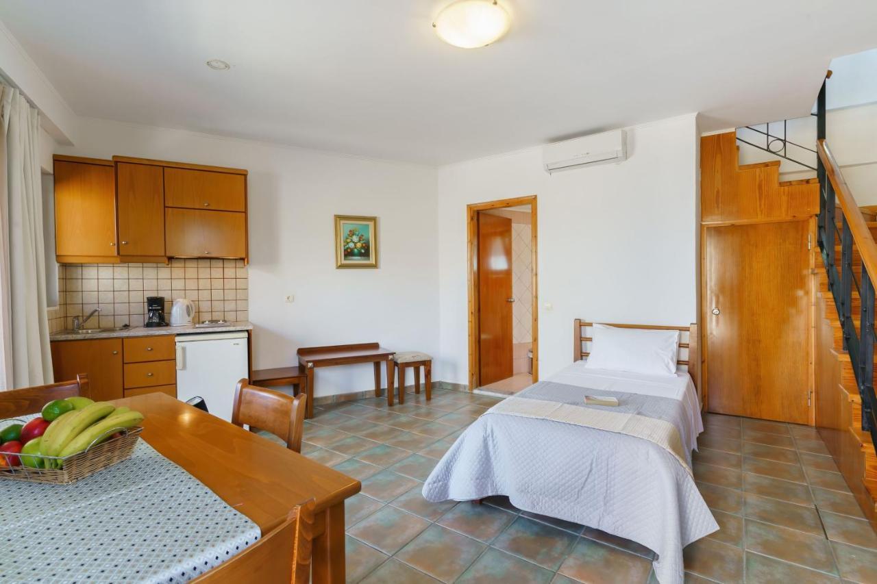 Sunrise Suites & Apartments Kalívesz Szoba fotó